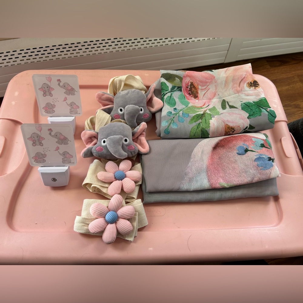 Baby elephant nursery decor